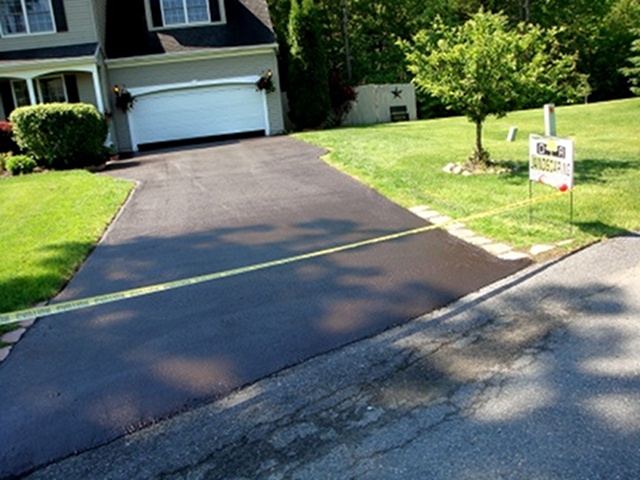 Driveway Sealing Service