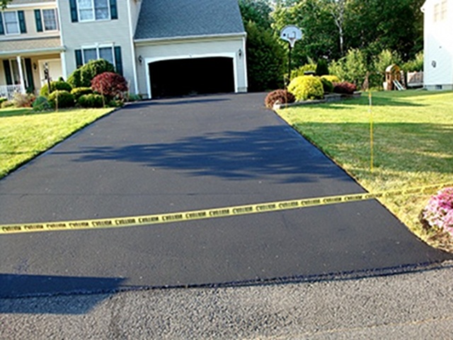 Sealing Driveway Services - done right
