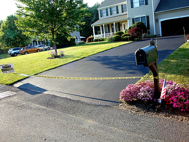 Sealing Driveway Services