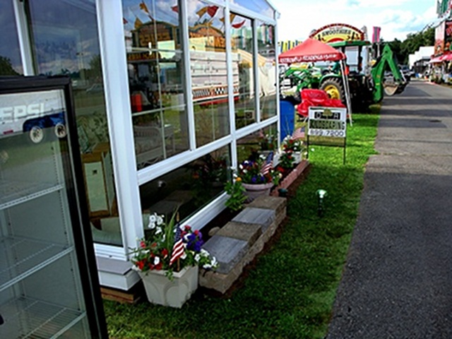 Trade Show Side